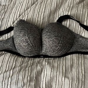 Victoria Secret Sports Bra